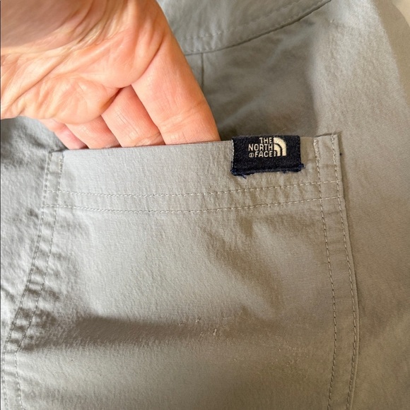 The North Face Gray Hiking Shorts 10 - Picture 4 of 5